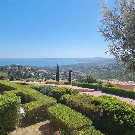 With Sea View In روكبرون-سور-أرجينس