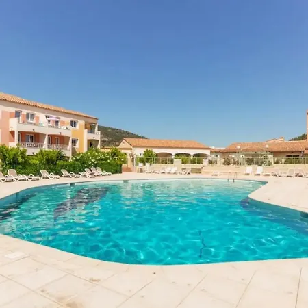 شقة With Sea View In روكبرون-سور-أرجينس